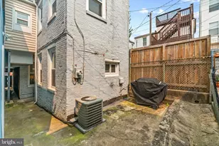 701 S Clinton St, Baltimore, MD 21224 - Photo 35