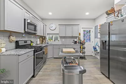 2702 Miles Avenue, Baltimore, MD 21211 - Photo 7