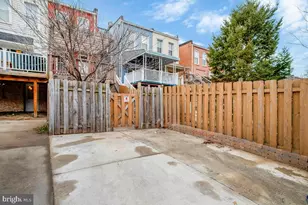 729 Grundy St, Baltimore, MD 21224 - Photo 35