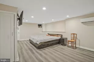 729 Grundy St, Baltimore, MD 21224 - Photo 25
