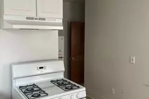 3213 Vickers Rd, Baltimore, MD 21216 - Photo 9