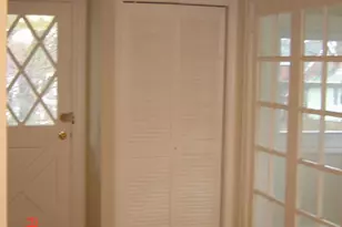 6300 Yorkshire Dr, Baltimore, MD 21212 - Photo 7