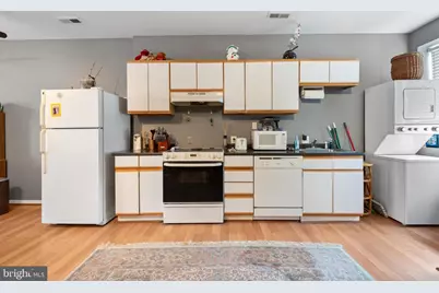 1728 N Charles Street N, Baltimore, MD 21201 - Photo 15
