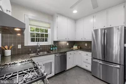 306 Broxton Road, Baltimore, MD 21212 - Photo 17