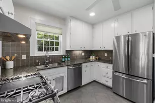 306 Broxton Rd, Baltimore, MD 21212 - Photo 17