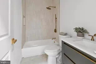 1809 N Milton, Baltimore, MD 21213 - Photo 11