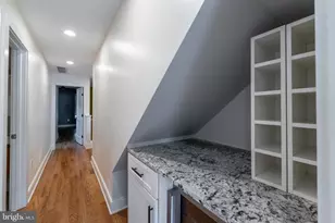 413 S Robinson St, Baltimore, MD 21224 - Photo 17