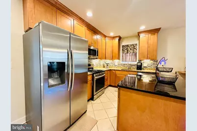 815 E Belvedere Avenue, Baltimore, MD 21212 - Photo 13