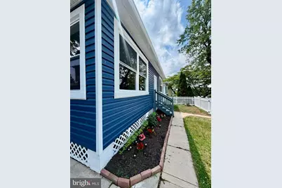 333 N Washburn Avenue, Baltimore, MD 21225 - Photo 3