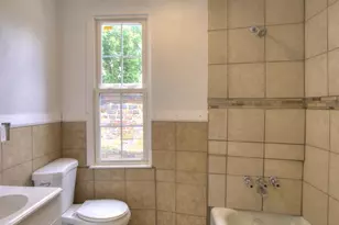2540 Greenmount Ave, Baltimore, MD 21218 - Photo 11