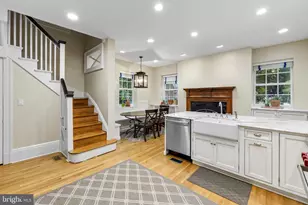 8 Club Rd, Baltimore, MD 21210 - Photo 33