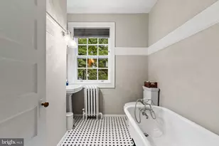 8 Club Rd, Baltimore, MD 21210 - Photo 49