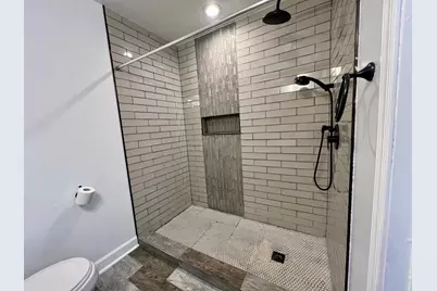1502 E Hoffman Street, Baltimore, MD 21213 - Photo 11