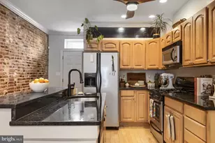 7 S Robinson St, Baltimore, MD 21224 - Photo 15