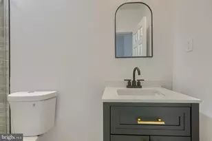 2118 Bolton St, Baltimore, MD 21217 - Photo 37