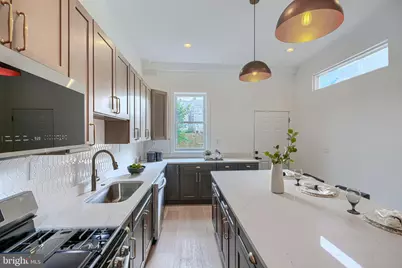 2118 Bolton Street, Baltimore, MD 21217 - Photo 17