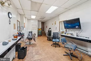 2420 Greenmount Ave, Baltimore, MD 21218 - Photo 5