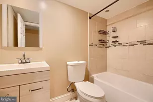 6110 Everall Ave, Baltimore, MD 21206 - Photo 25