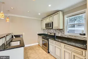 6110 Everall Ave, Baltimore, MD 21206 - Photo 11