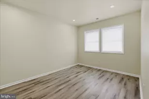16 S Mt Olivet Ln, Baltimore, MD 21229 - Photo 21