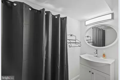 455 E Lorraine Avenue, Baltimore, MD 21218 - Photo 41