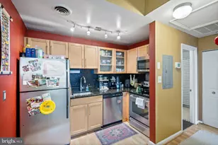1011 Hunter St, Baltimore, MD 21202 - Photo 3