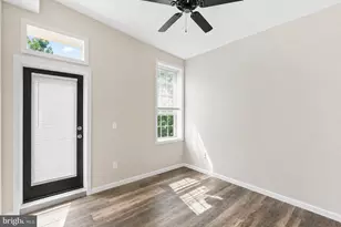 1805 St Paul St, Baltimore, MD 21202 - Photo 25