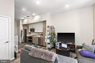 1805 St Paul St, Baltimore, MD 21202 - Photo 37