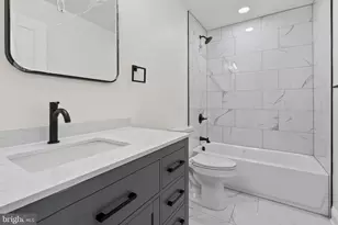 636 N Carrollton Ave, Baltimore, MD 21217 - Photo 19