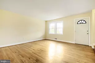 220 N Edgewood St, Baltimore, MD 21229 - Photo 5