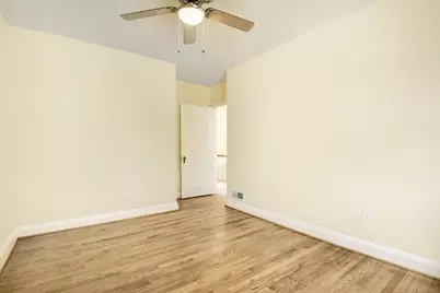 220 N Edgewood Street, Baltimore, MD 21229 - Photo 13