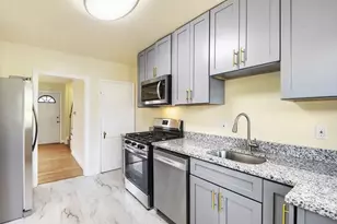 220 N Edgewood St, Baltimore, MD 21229 - Photo 3