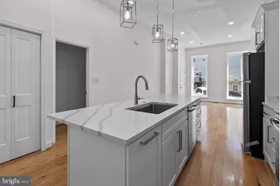 636 N Carrollton Avenue #B, Baltimore, MD 21217 - Photo 3
