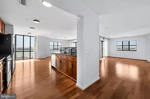 2702 Lighthouse Point East E, Baltimore, MD 21224 - Photo 5