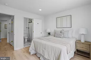 38 N Monastery Ave, Baltimore, MD 21229 - Photo 23