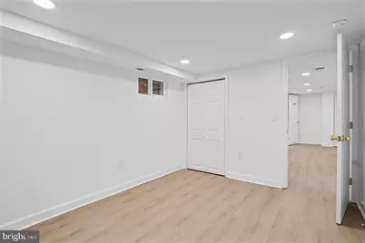 38 N Monastery Avenue, Baltimore, MD 21229 - Photo 35