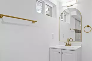 38 N Monastery Ave, Baltimore, MD 21229 - Photo 27