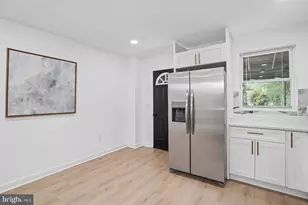 38 N Monastery Ave, Baltimore, MD 21229 - Photo 15