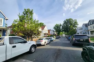 313 S Augusta Ave, Baltimore, MD 21229 - Photo 13