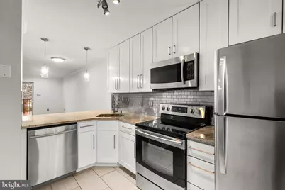 1120 S Kenwood Avenue, Baltimore, MD 21224 - Photo 13