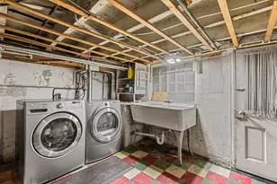704 S Potomac St, Baltimore, MD 21224 - Photo 27