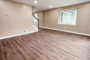 6101 Edlynne Rd, Baltimore, MD 21239 - Photo 3