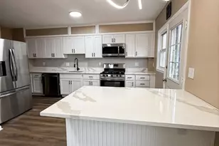 6101 Edlynne Rd, Baltimore, MD 21239 - Photo 7