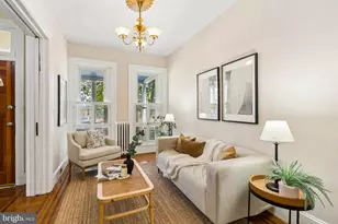 4018 Roland Ave, Baltimore, MD 21211 - Photo 3