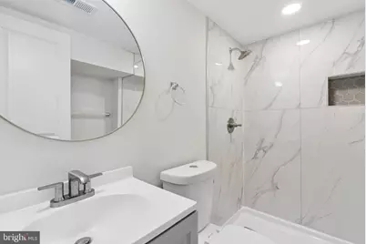 2416 E Hoffman Street, Baltimore, MD 21213 - Photo 17