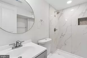 2416 E Hoffman St, Baltimore, MD 21213 - Photo 17