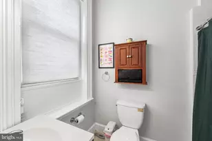 10 W Madison St, Baltimore, MD 21201 - Photo 11