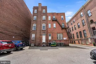 10 W Madison St, Baltimore, MD 21201 - Photo 13