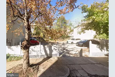224 W Read Street, Baltimore, MD 21201 - Photo 3