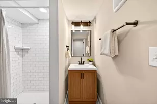 2722 N Rosedale St, Baltimore, MD 21216 - Photo 21